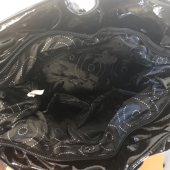 Candies Zebra Vegan Black Patent Shoulder Bag - Picture 8 of 8